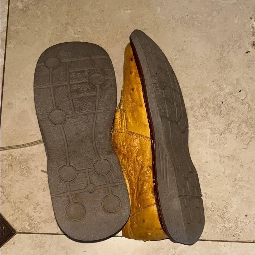 Men's Mustard Crocodile Pattern Oxfords